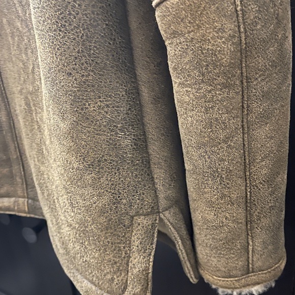 Genuine shearling coat in petite small - Picture 5 of 12